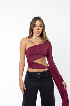 BLUSA SECRETS CHERRY - Adoro LED