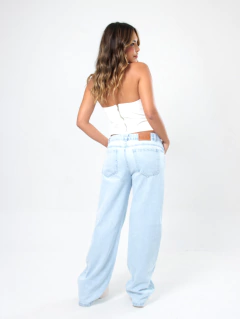 CROPPED LATINA BRANCO - Adoro LED