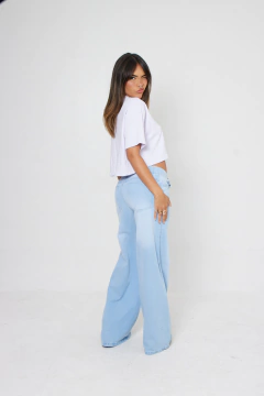 CROPPED OVER CARROUSEL BRANCO - comprar online
