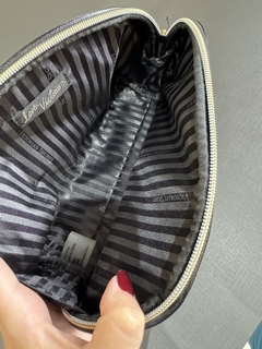 Nécessaire Preta e Rosa - Victoria Secret - comprar online
