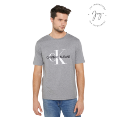 Camiseta Cinza com Logo CK - Calvin Klein