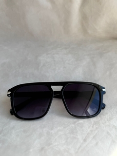 L011 - LENTES TAMES NEGRO en internet