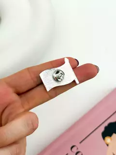 D128 - DIJE PIN ESCUDO NACIONAL - comprar online