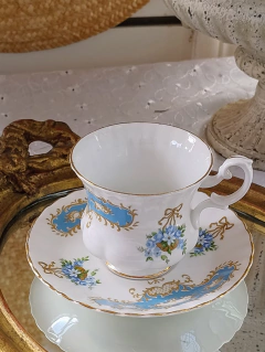 Imagen de Duo de Cafe en Porcelana Inglesa Bone China de coleccion (49)