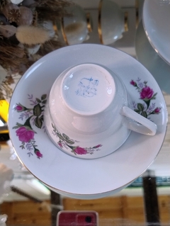 5 Duos de Te en Porcelana China rosas rojas