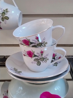 5 Duos de Te en Porcelana China rosas rojas en internet