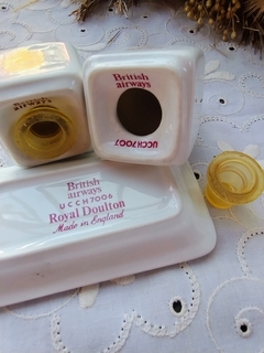 Set de Salero y Pimentero con Bandejita en Porcelana Inglesa Royal Doulton - tienda online
