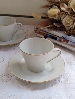 Imagen de Duo de Cafe en Porcelana Tsuji con bordes dorados