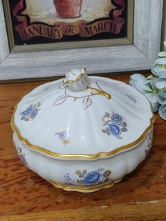 Bombonera en Porcelana Verbano flores Azules en internet
