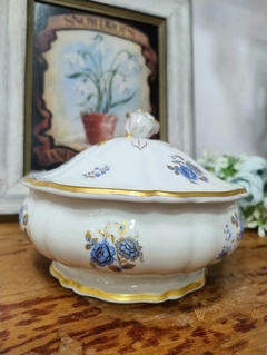 Bombonera en Porcelana Verbano flores Azules