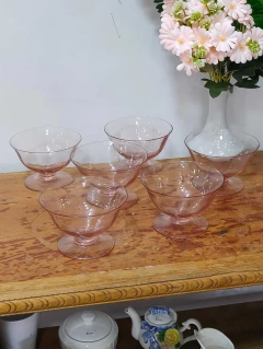 6 Copas para Sidra de Vidrio Rosado (2 con microchip en el borde)