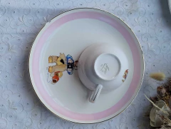 Juego de Taza con Plato en Loza naciona Hardfort motivo infantil (plato con detalle) en internet
