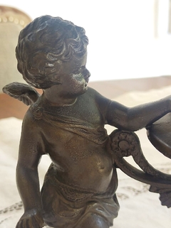 Antiguo Centro de Mesa Petite "Corro de Angeles"