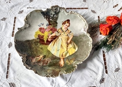 Gigante Plato Frances en Porcelana Limoges Pintado a Mano