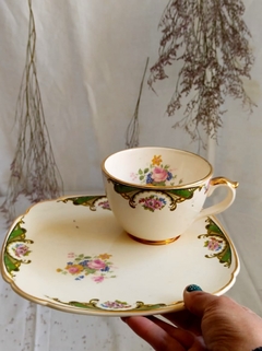 Gigante Taza de Te y Plato de Masas en Loza Nacional Watson llenos de flores - tienda online