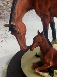 Figura de Porcelana Italiana motivo Caballos "Cirrincione"