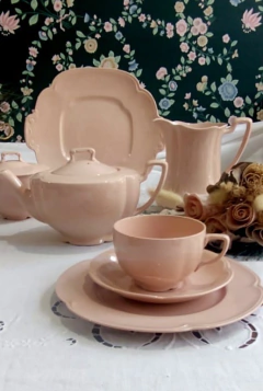 Juego de Te y Postre en Loza Inglesa "Rosa" Johnson Bros Rosedawn