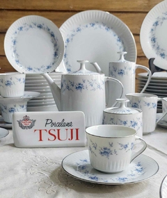 Juego de Vajilla en Porcelana Tsuji Flores Azules 89 piezas