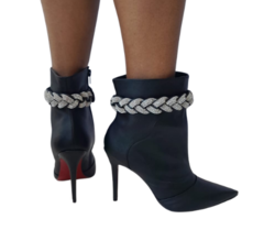 1602253 G BOTA NAPA PRETO SALTO FINO E SOLA FINA DETALHE EM STRASS PRATA na internet