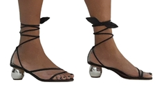 2082061 G SANDALIA NAPA PRETO SALTO BAIXO PRATA E SOLA FINA - comprar online