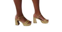 23437 P SANDALIA SALTO GROSSO MEIA PATA OURO - comprar online