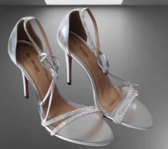 1621308 G SANDALIA SOLA FINA SALTO FINO COM STRASS PRATA - Au Bottier