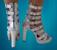 LELI P GLADIADORA GLITTER PRATA na internet