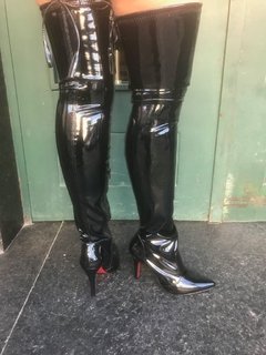 870043 P BOTA OVER VERNIZ STRECH - comprar online