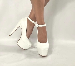 1050320 P SAPATO COM TIRA TORNOZELO BRANCO na internet
