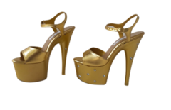 SC003 P SANDALIA COM STRASS DOURADA