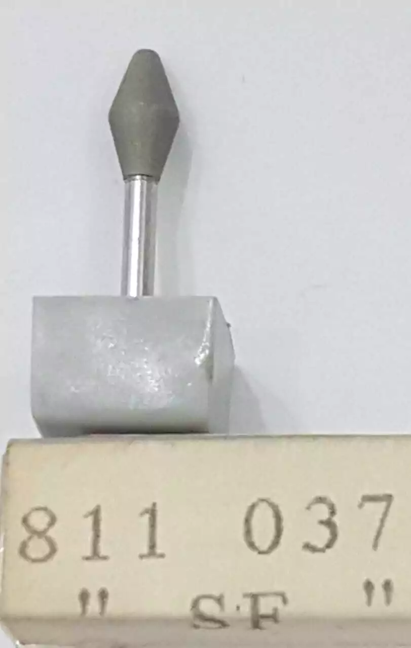2 X 1 PIEDRAS NOVADENT 811-037 SF P/ COMPOSITE (SIMILAR ARO AMARILLO )