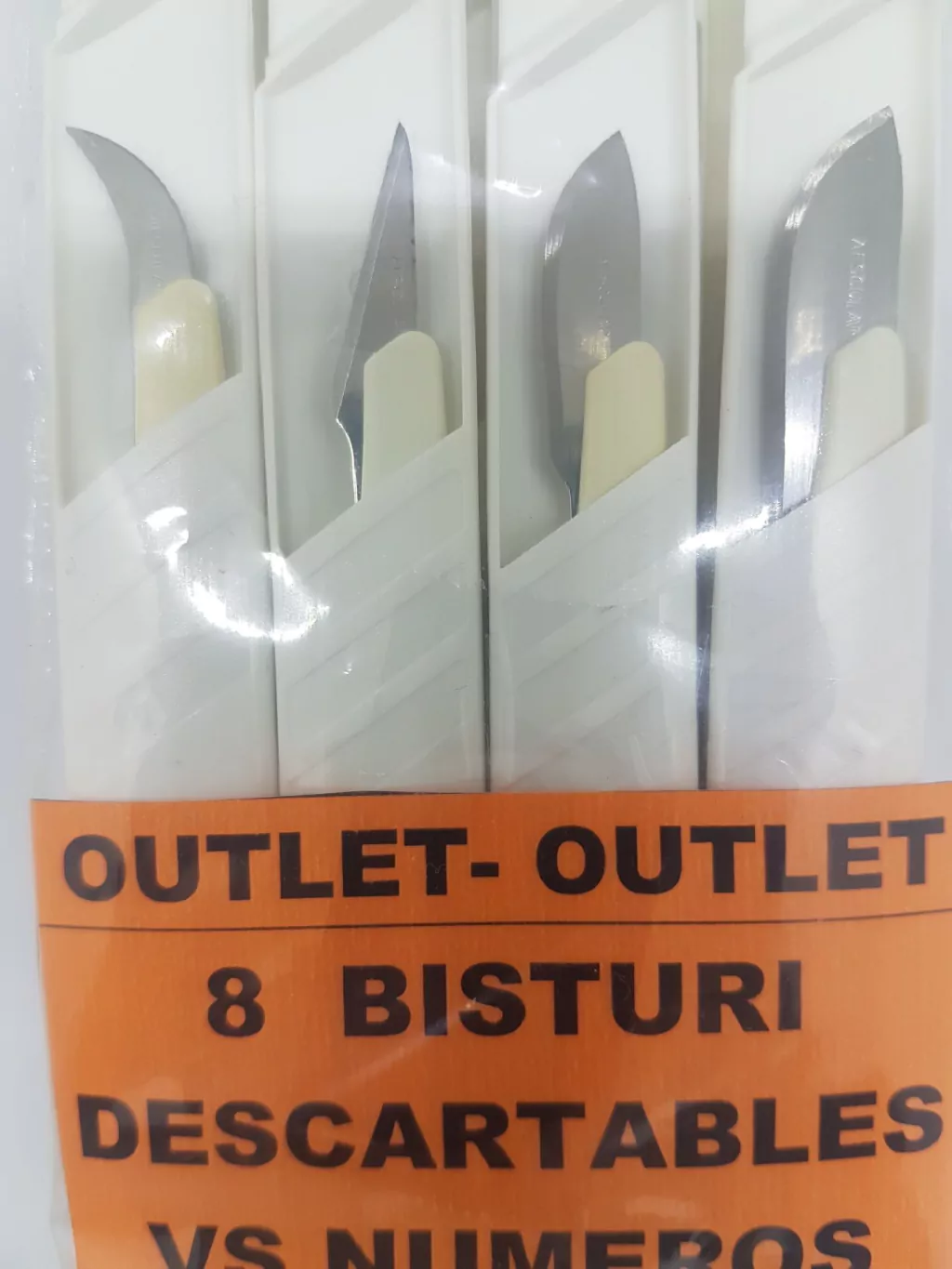 PACK DE 8 BISTURI SURTIDOS AESCULAP