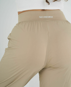 Babucha Jogger Elastizado Holgado Beige Mujer - Yagé Sportswear