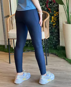 Calza Tiro alto con Textura Morley Color Azul Marino 