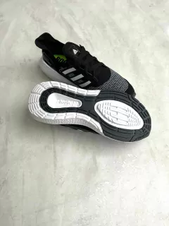 ZAPATILLA AD ULTRA BOOST en internet