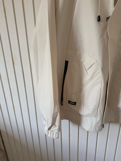 Campera rompe viento en internet