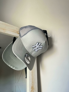 GORRA NY en internet