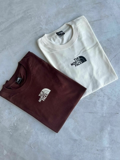 REMERA MOUNTAIN TNF en internet