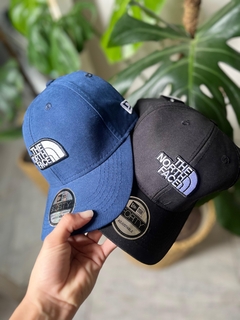 Gorra TNF en internet