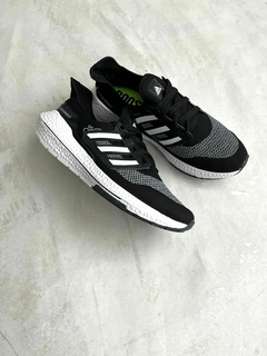 ZAPATILLA AD ULTRA BOOST - Samui