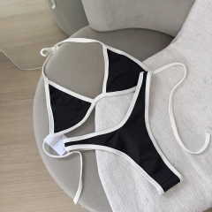 Bikini Oasis - negro en internet