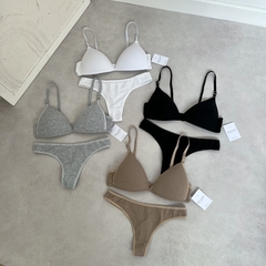 Conjunto Helen en internet