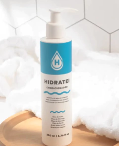 CONDICIONADOR HIDRATEI 200ML - Bazar do Cabeleireiro | Produtos de Perfumaria para uso profissional e domestico. Melhor loja de perfumaria de Recife e Regiao metropolitana
