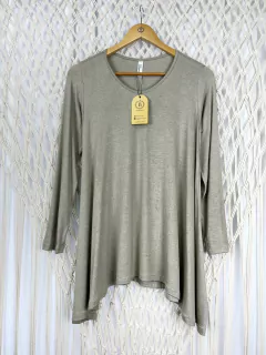 Blusa Assimétrica Manga Longa - Bohdana