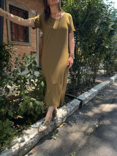 Vestido Midi Barra Arredondada