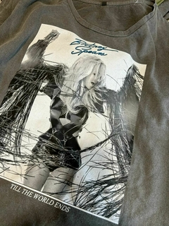 Remera Brit en internet