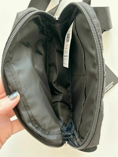 Iconic Waistpack PUMA - La Tienderia