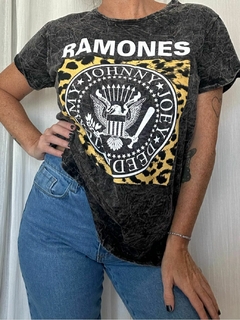 Remera Ramones Print - tienda online