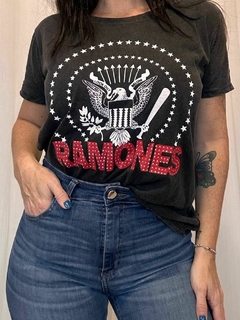 Remera Ramones Shine