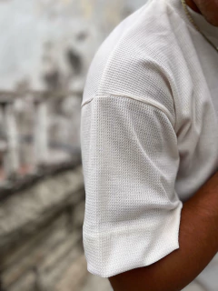 Remera panal over - tienda online